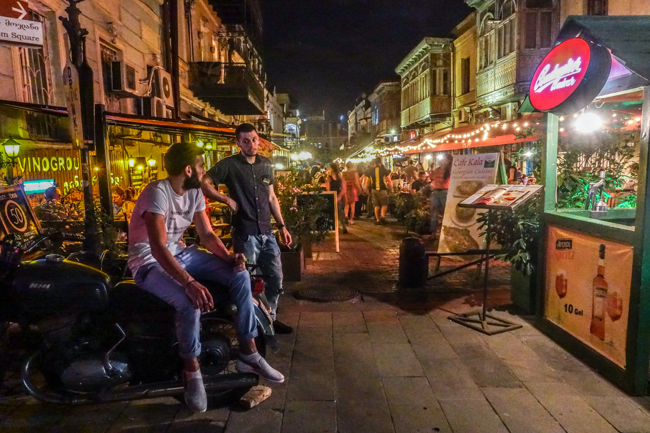 EXPLORING TBILISI … AGAIN