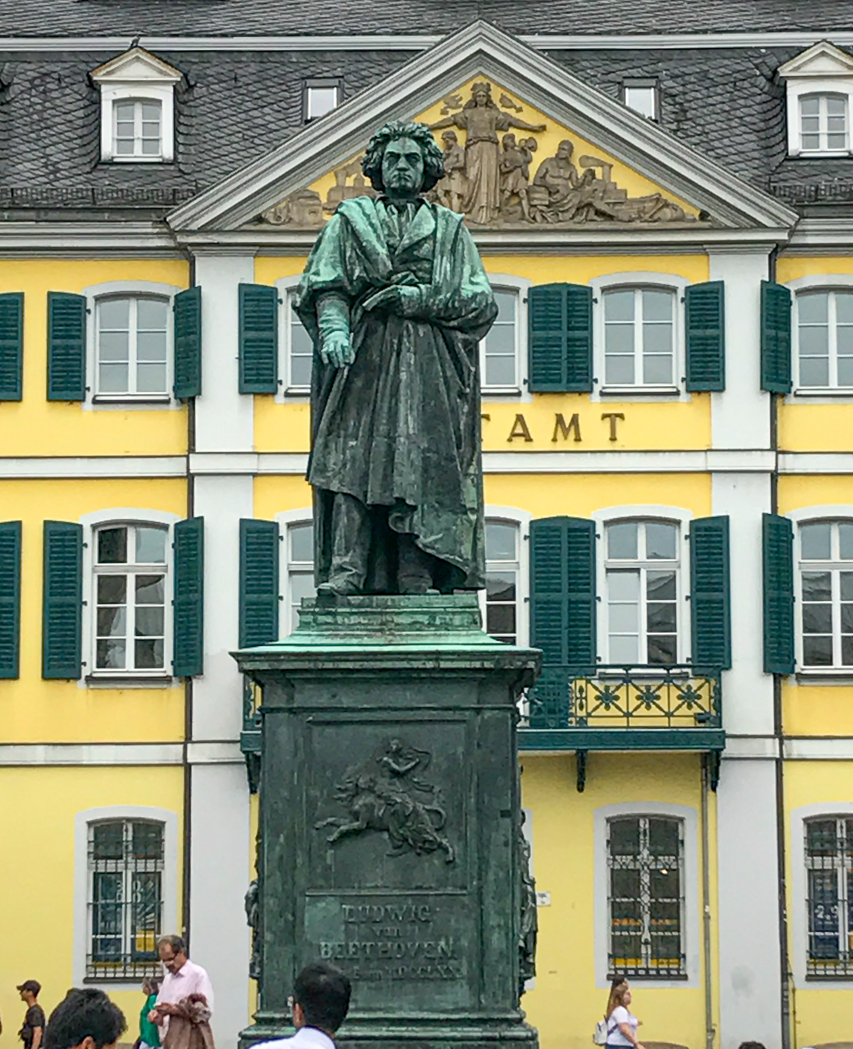 I’M HOME, LUDWIG