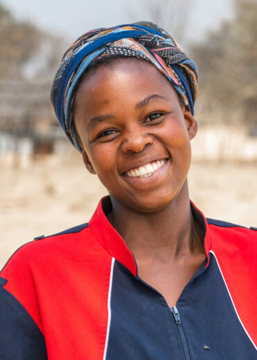 Farmer visit to Malunga in the Matabeleland South province in southwestern Zimbabwe.
Crop Trust BOLD Project visit to Zimbabwe from 9-13 September to review WP4 projects (Safety Duplication at Svalbard Global Seed Vault) with the Lupane State University, Community Technology Development Trust and Genetic Resources and Biotechnology Institute.
Photo: Michael Major for Crop Trust