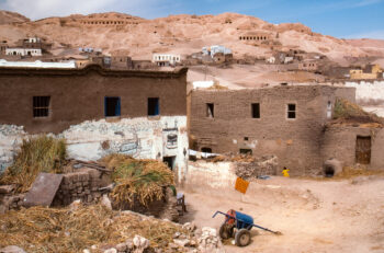 Village of Qurna in December 1990 on the West Bank of Nile at Luxor, Egypt where at least 400 tombs from the 6th Dynasty to the Graeco-Roman period are found