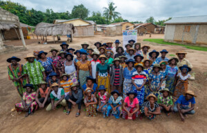 Meeting of RESADE beneficiaries at village of Kéké-kopé, Togo. Improving Agricultural Resilience to Salinity through Development and Promotion of Pro-poor Technologies (RESADE). Visit to Togo, 23-25 August 2023. Photos: MIchael Major for ICBA