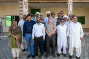Visit ot farmers of Kot Sarang, Punjab to view chickpea trials and community seedbank.
Visit by Michael Major, consultant to Crop Trust, to document BOLD WP1 activities at Pakistan's Plant Genetic Resources Institute and National Genebank of Pakistan from 28 October to 1 November 2024.
Photo: Michael Major for Crop Trust