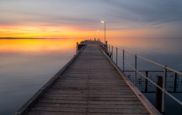 The 300 metre long iconic Streaky Bay jetty was constructed between 1891 and 1896. The jetty is currently State Government owned and is classified as a ‘working jetty’.