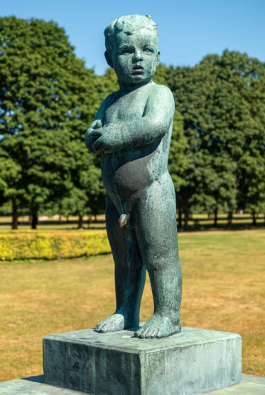 Vigeland Park in Oslo displays over 200 granite and bronze sculptures by Gustav Vigeland, created 1924–1943. Sculptures show human forms wrestle, embrace, and age together, turning a public park into a quiet meditation on life and time itself.