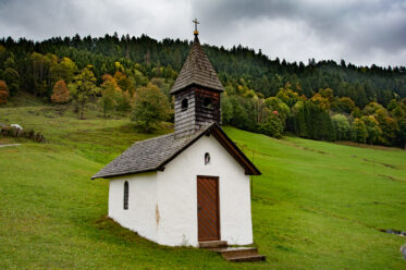 Chapel in Vordergraseck near Garmisch-Partenkirchen, Germany