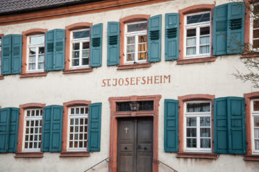 THE POOR HOUSE. In 1847, a soup kitchen for the poor of the village was developed in the estate of a former noble family. Up to 700 people were provided with a warm meal every day by Niederbronn sisters and women from Herxheim. It is now a senior citizen’s center. (c)Michael Major